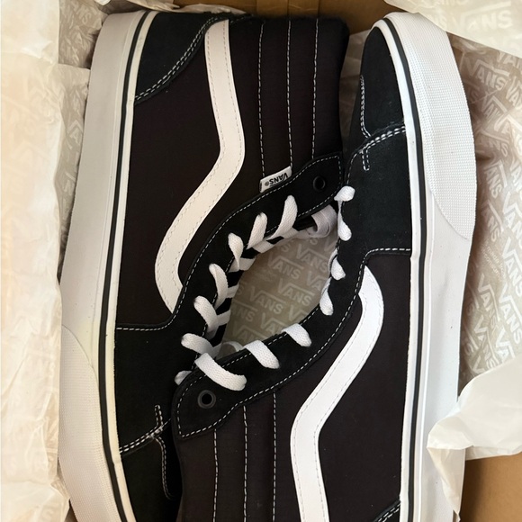Vans Filmore Hi Black and White High-Top Sneakers Men’s 13 NEW - Picture 2 of 4